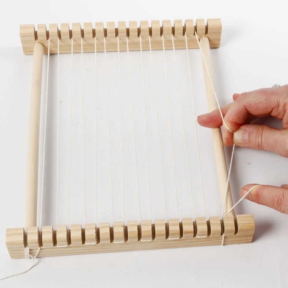 Indian Weaving Loom Wooden American 3 Shuttles Easy Kit Instructions 26 x 24 cm
