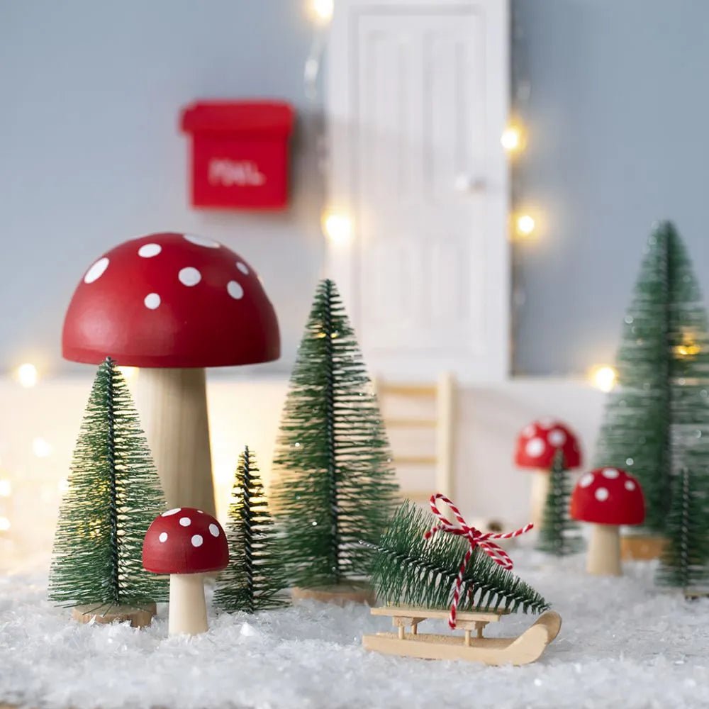 5 x Christmas Trees Spruce Wooden Stand Green 2 Assorted Sizes Decoration