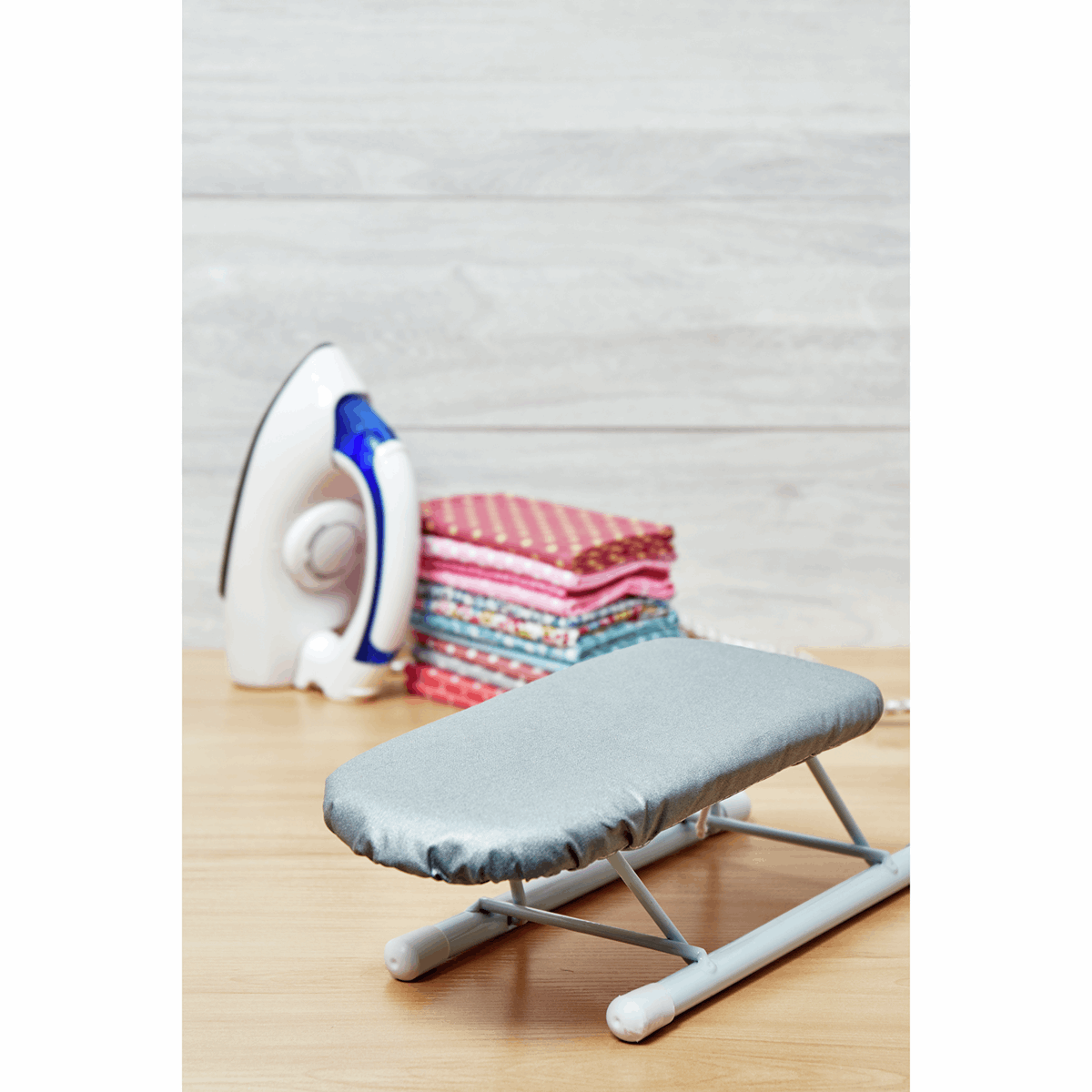 Quilting Steam Iron Non Stick Ironing Mat Mini Pressing Board Christmas Gift