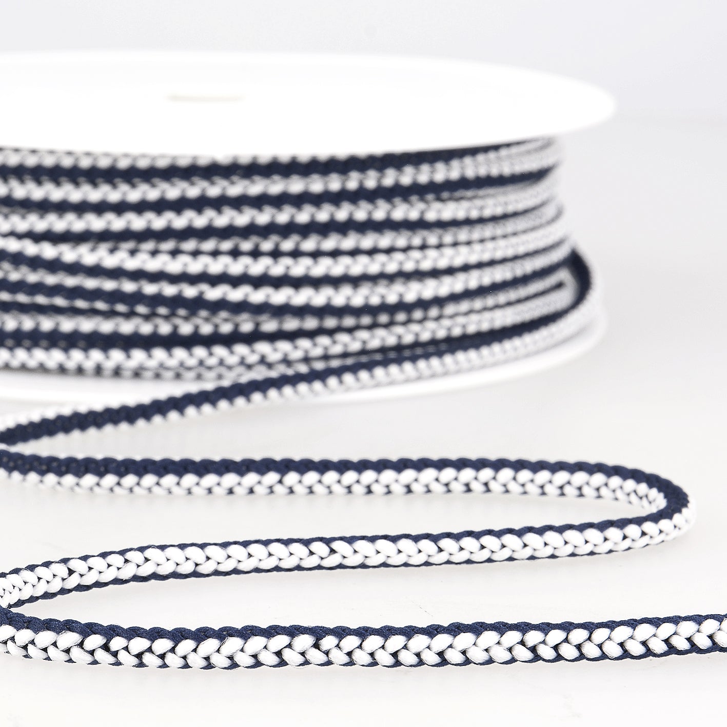 Stephanoise Knitted Cord Macramé Trimmings Crafts 25m x 4.5mm - Select Colour - Home - Crafts