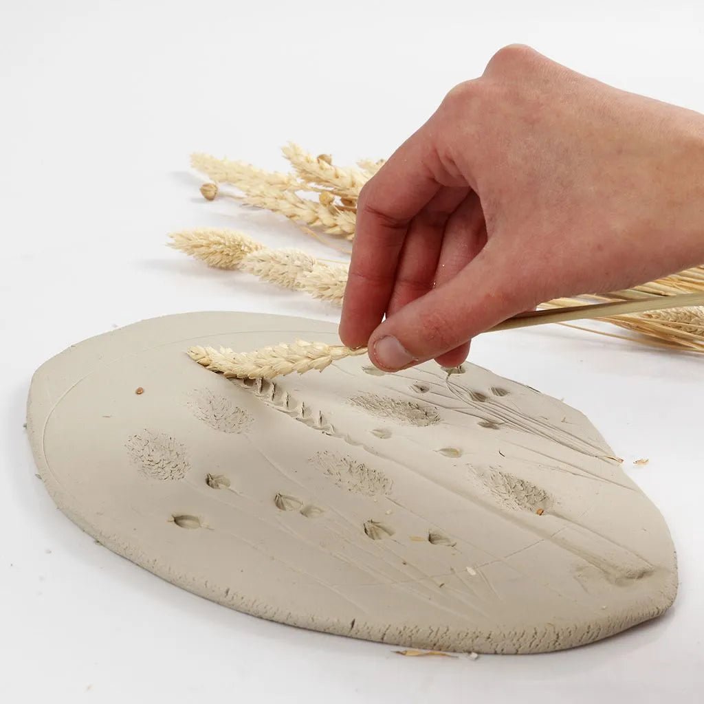 Personaliseable Clay Hanging With Floral Imprints