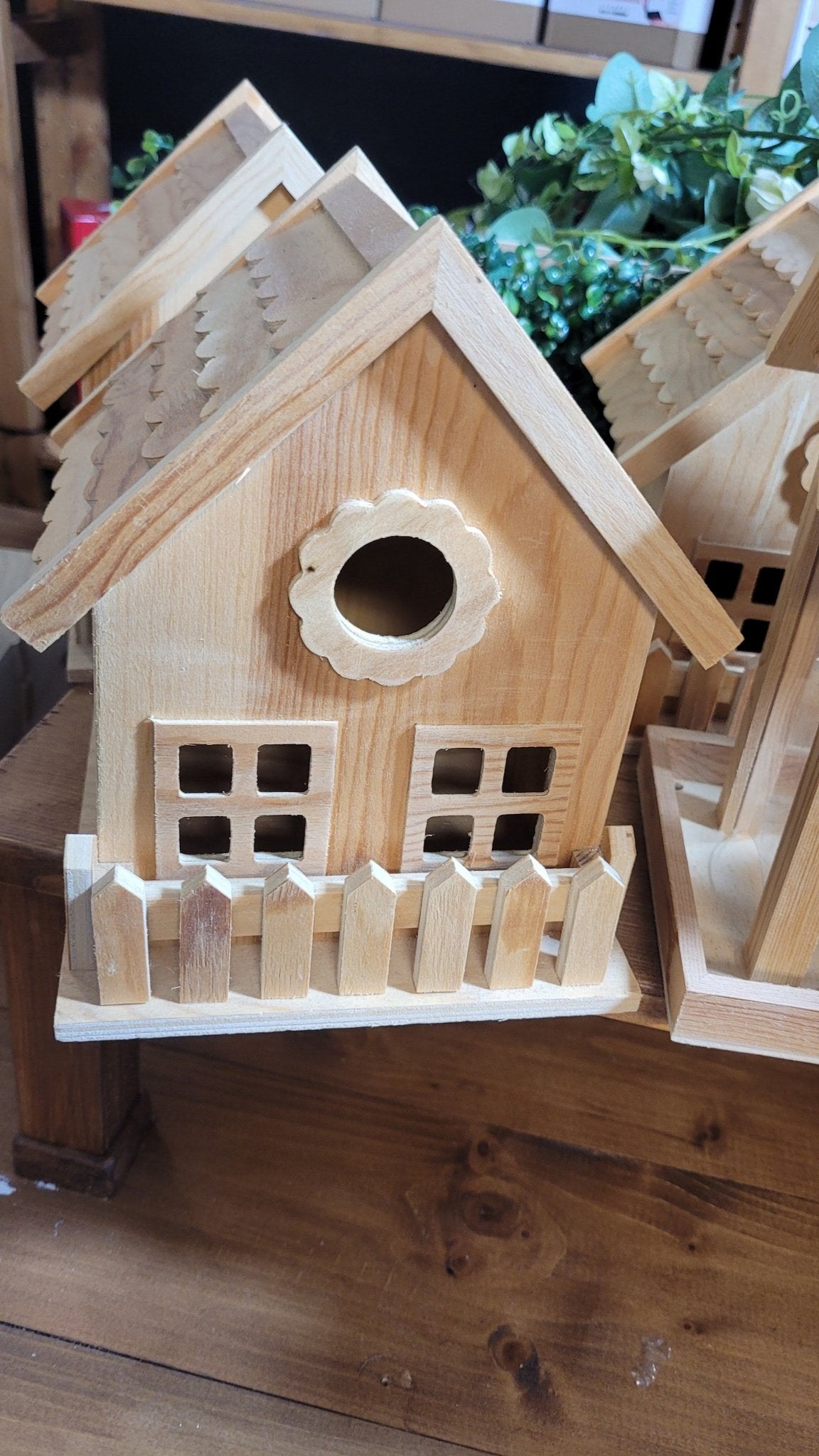 10 x Wooden Bird Houses Feeding Table Garden Hanging Decoration CLEARANCE HALF PRICE - Home - Crafts
