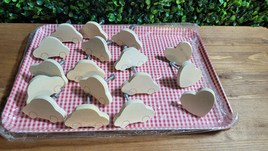 18 Door Knobs Wooden To Decorate For Children's Room Cupboard Job Lot CLEARANCE HALF PRICE - Home - Crafts
