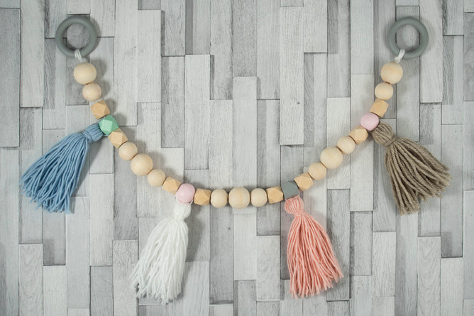 Trimits Wooden Beads & Rings Pack - Assorted Colours Macramé Home Decoration hanging Crafts