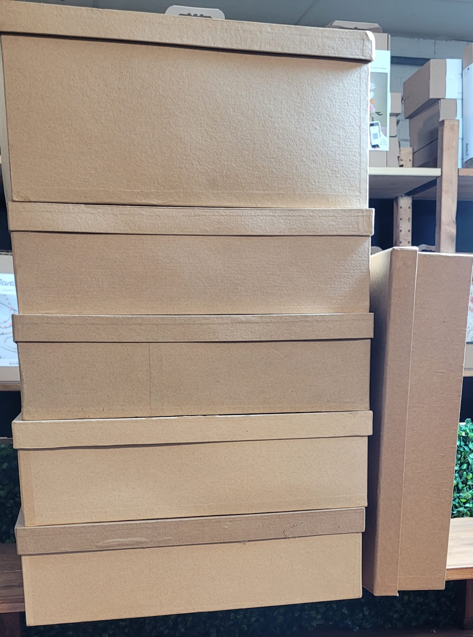 Cardboard Boxes CLEARANCE Hat Boxes With Lids x 5 - Home - Crafts