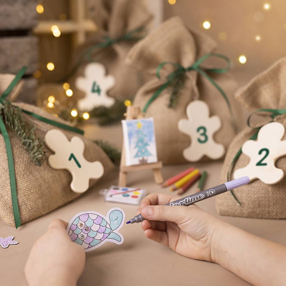 Children's Drawing Advent Calendar - 4 Weekly Art Projects with Surprise Materials - Home - Crafts