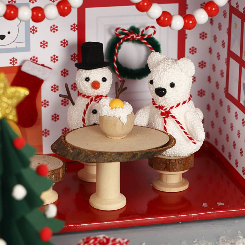 Christmas Party House Craft Kit - Create Festive Character House with Clay & Decorations - Home - Crafts