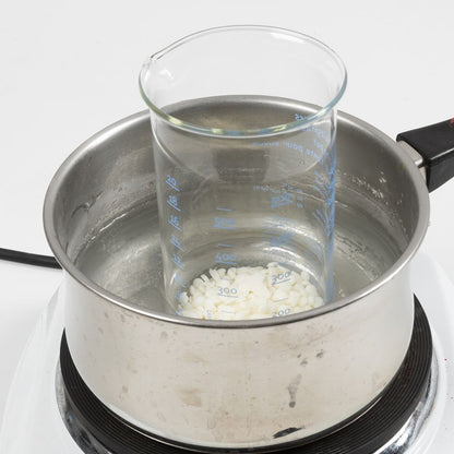 DIY Bubbly Candle Making Kit - Create 6 Vegan Soy Wax Candles with Mould & Dyes - Home - Crafts