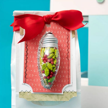 We R Memory Keepers Mould Press Includes Adaptor Compatible With Most Vacuum Cleaners Plastic Sheets EU PLUG (UK adaptor included) 220 V