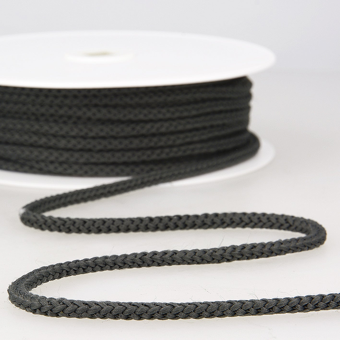 Stephanoise Knitted Cord Macramé Trimmings Crafts 25m x 4.5mm - Select Colour - Home - Crafts