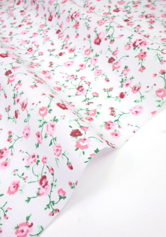 Vintage White Shabby Chic Polycotton Floral Fabric - Home - Crafts